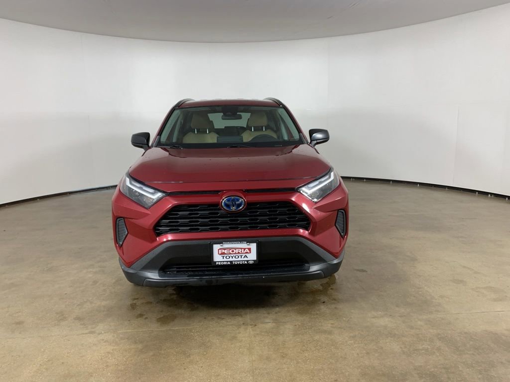 Used 2023 Toyota RAV4 LE AWD/4WD image 3
