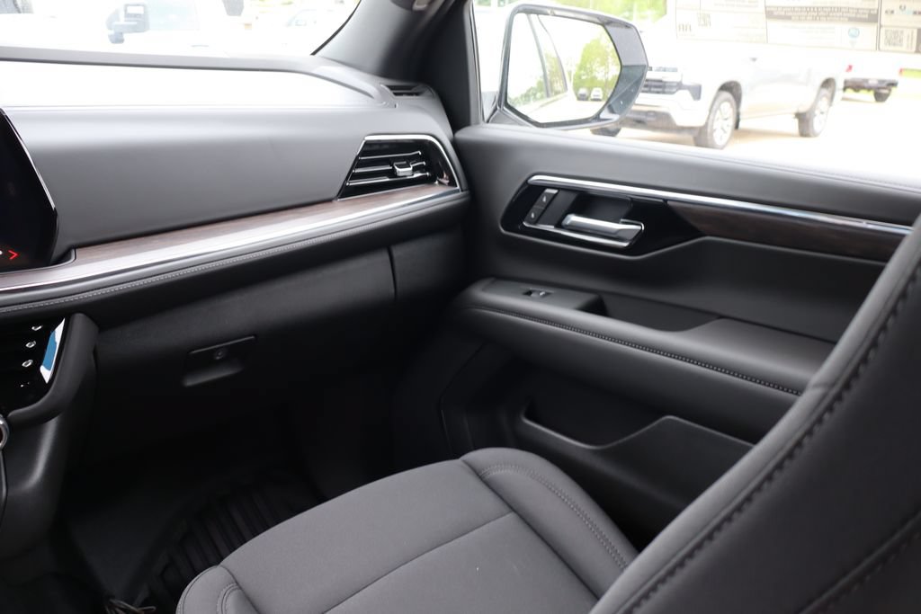 New 2025 Chevrolet Tahoe 4WD image 36