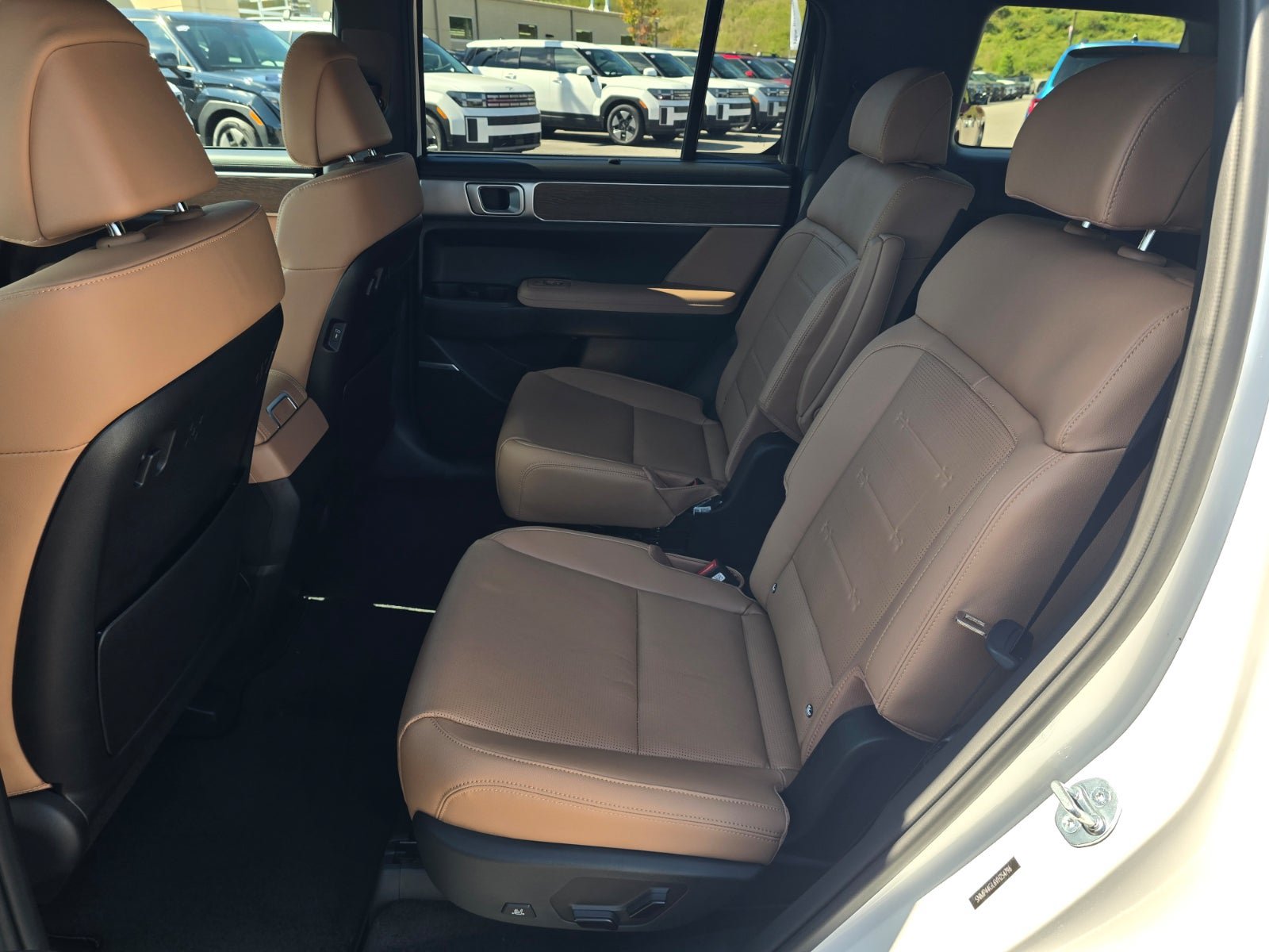 New 2027 Hyundai Santa Fe Limited w/ Tow & Go Package FWD image 11