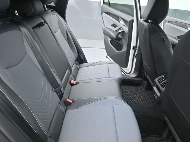 New 2026 Volkswagen Tiguan SE R-Line image 29