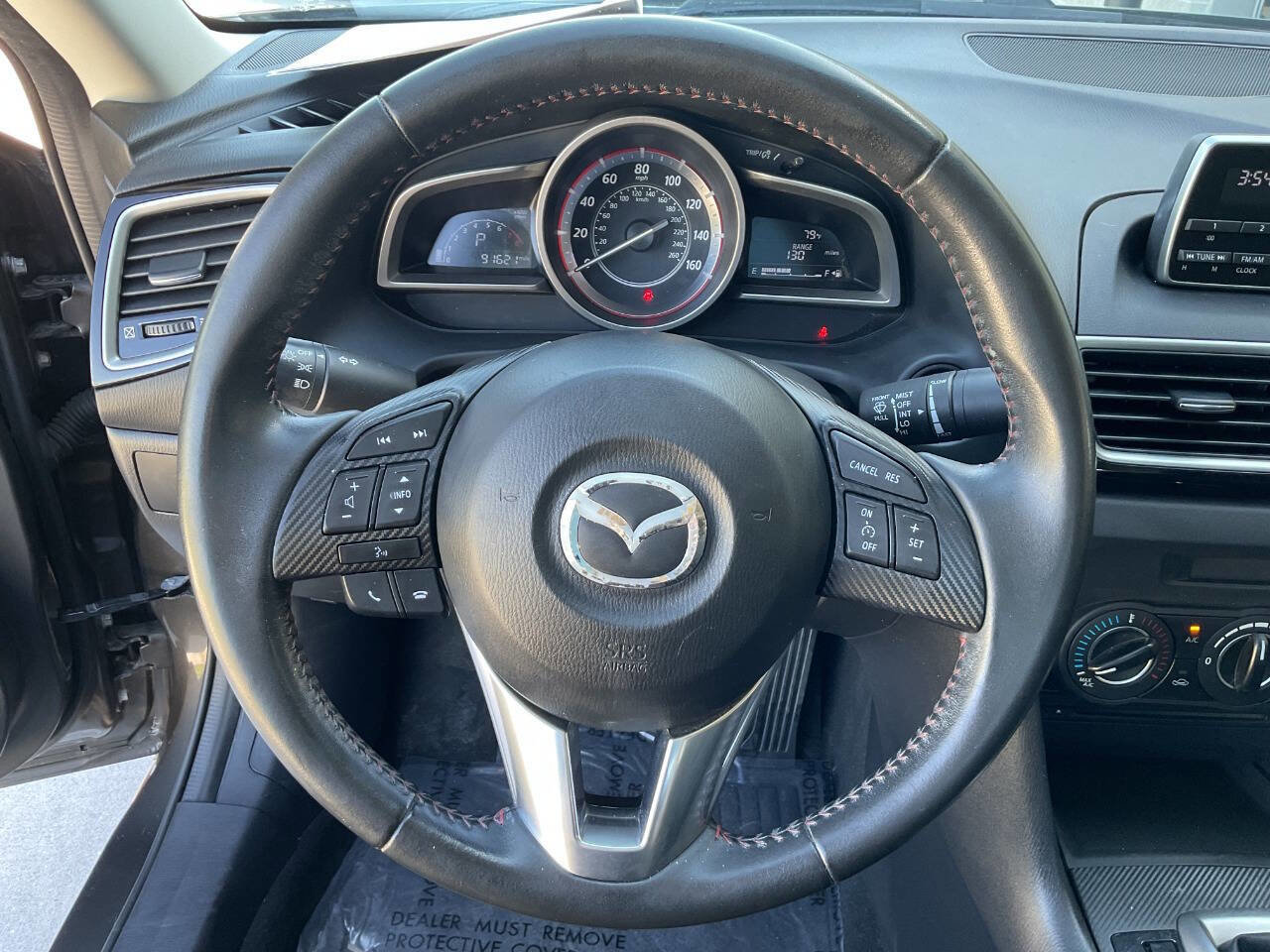 Used 2014 MAZDA MAZDA3 i Touring w/ Moonroof Package 1 FWD image 17