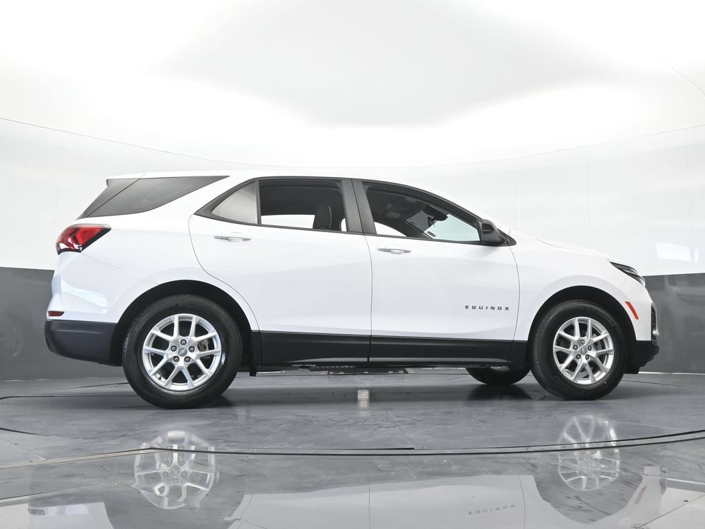 Used 2024 Chevrolet Equinox LS FWD image 55