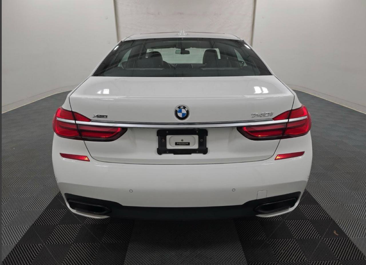 Used 2017 BMW 740i xDrive 740i xDrive Sedan image 6