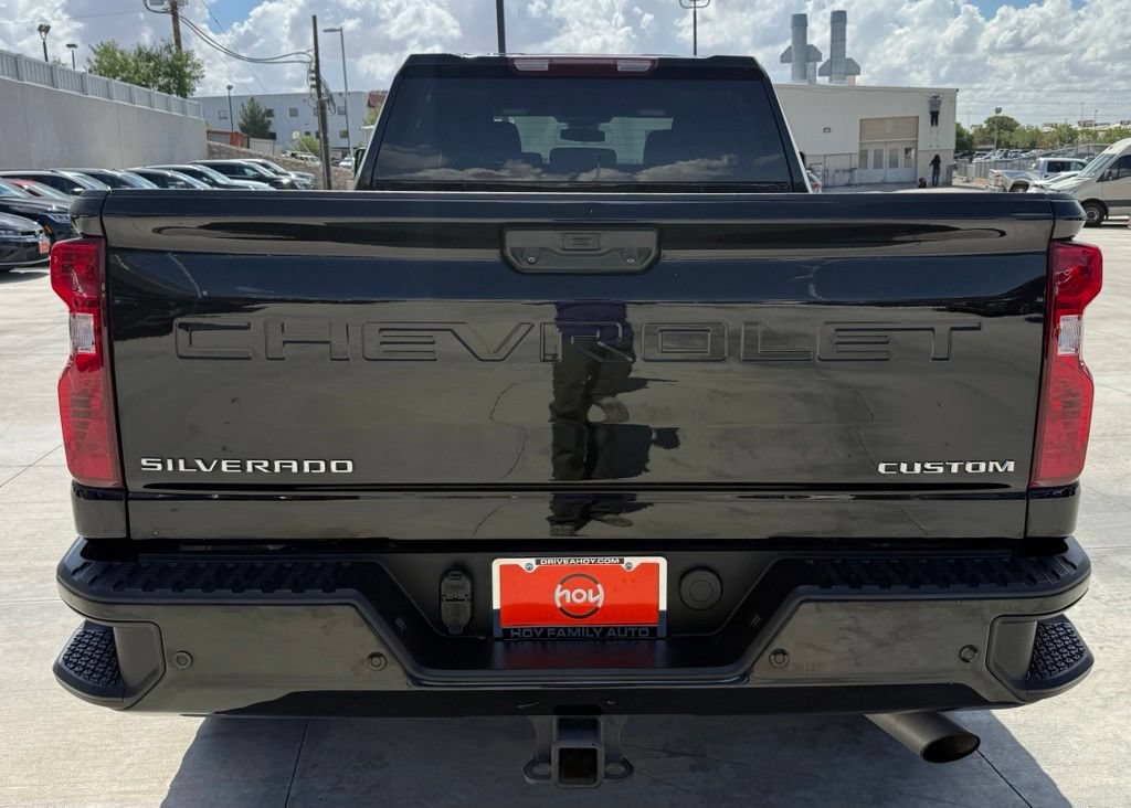 Used 2024 Chevrolet Silverado 2500 Custom w/ Custom Value Package AWD/4WD image 8
