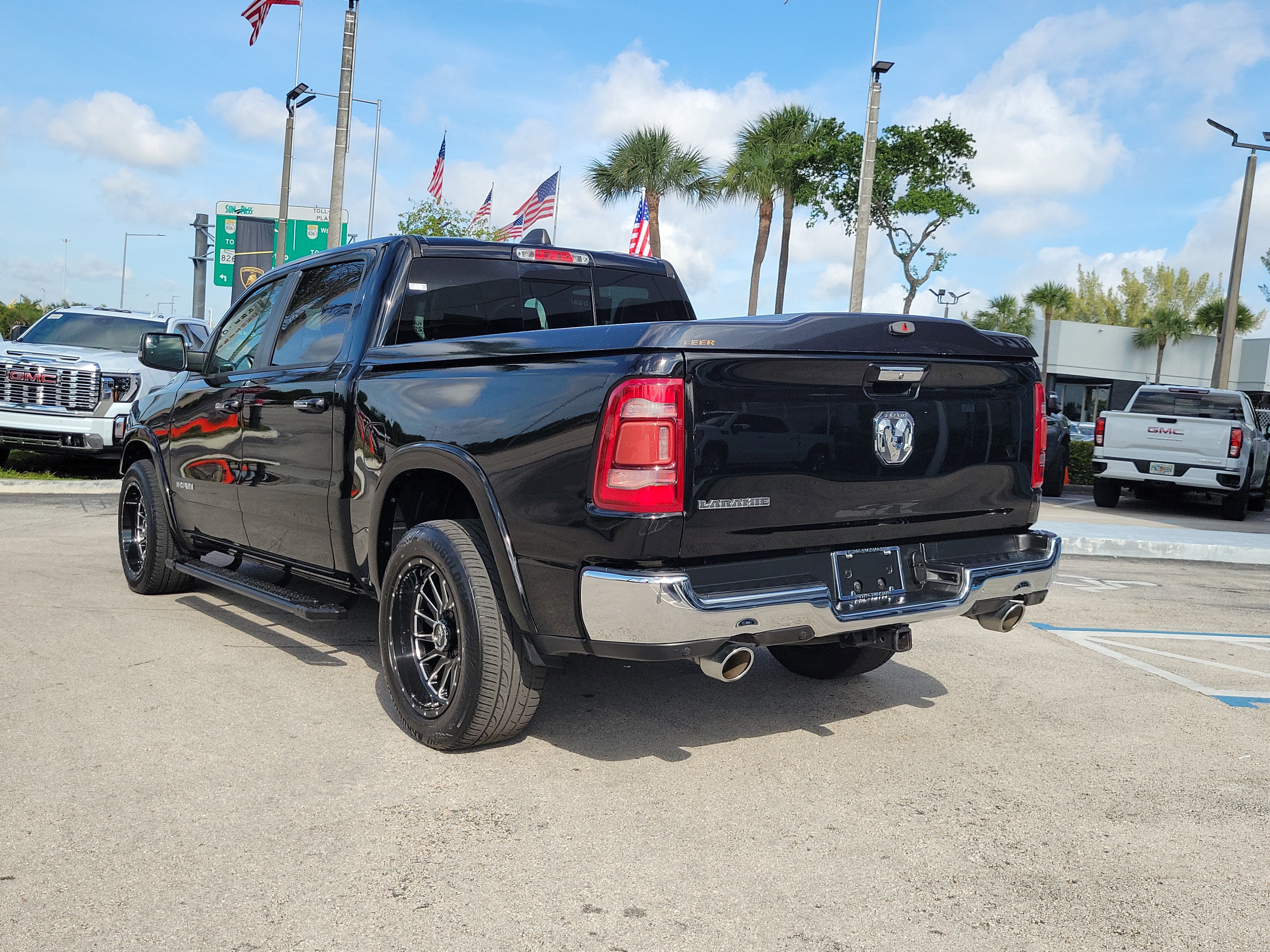 Used 2021 RAM 1500 Laramie RWD image 7