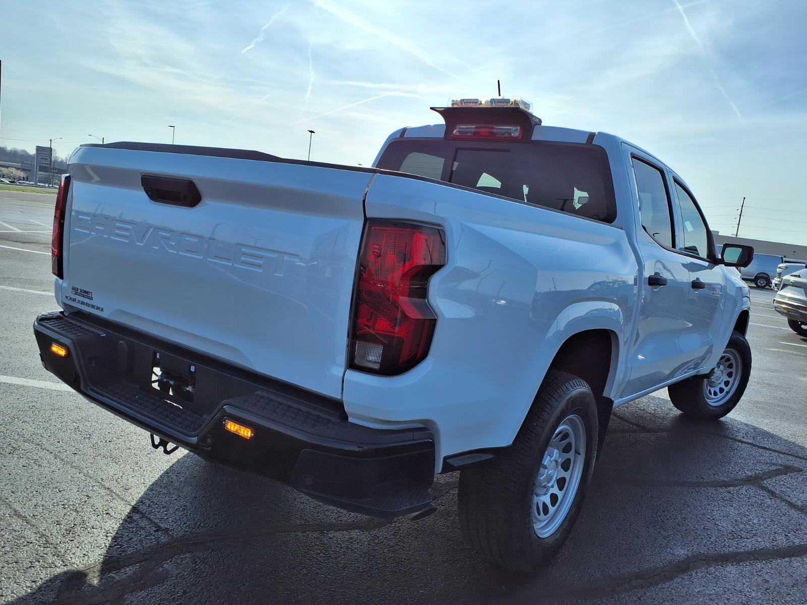 Used 2024 Chevrolet Colorado W/T w/ Technology Package AWD/4WD image 29