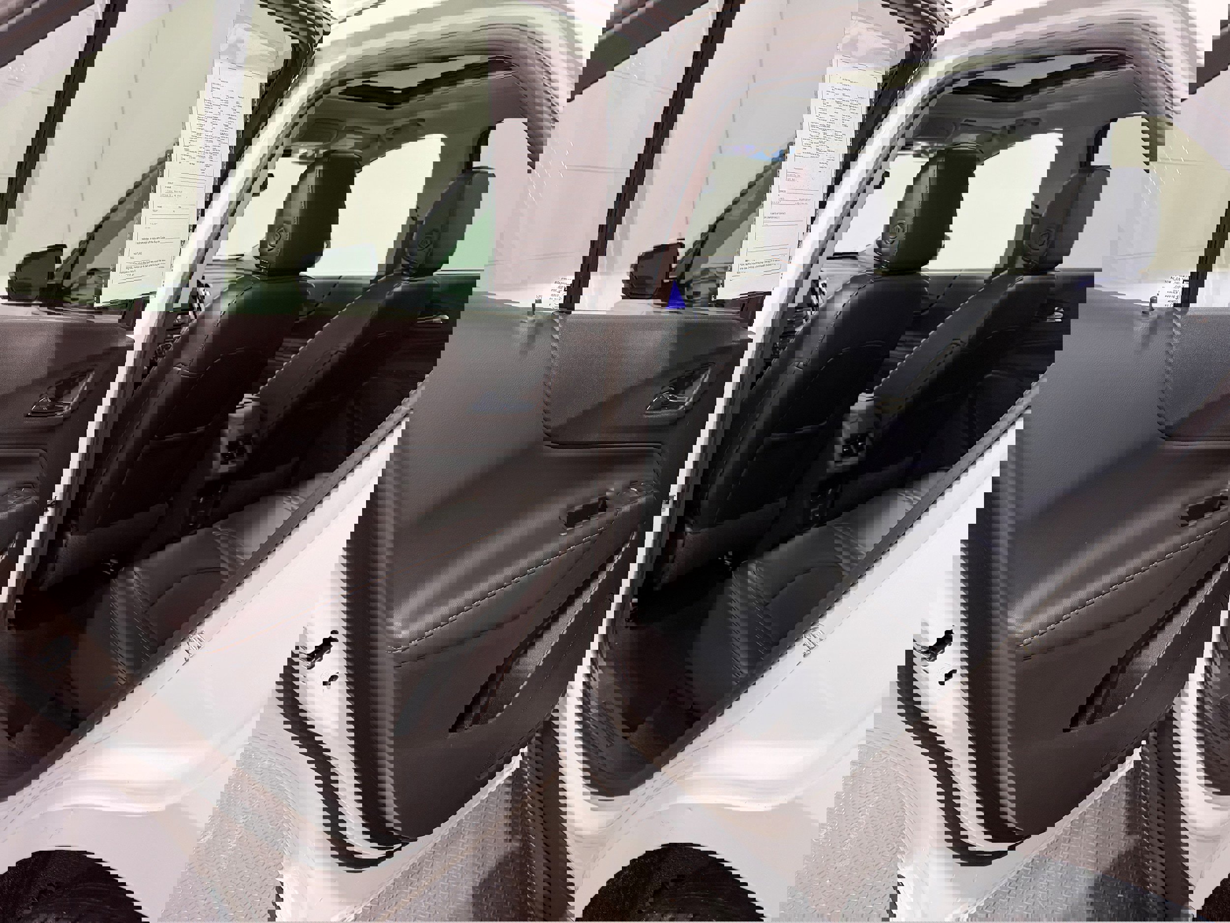 Used 2019 Chevrolet Equinox Premier image 27