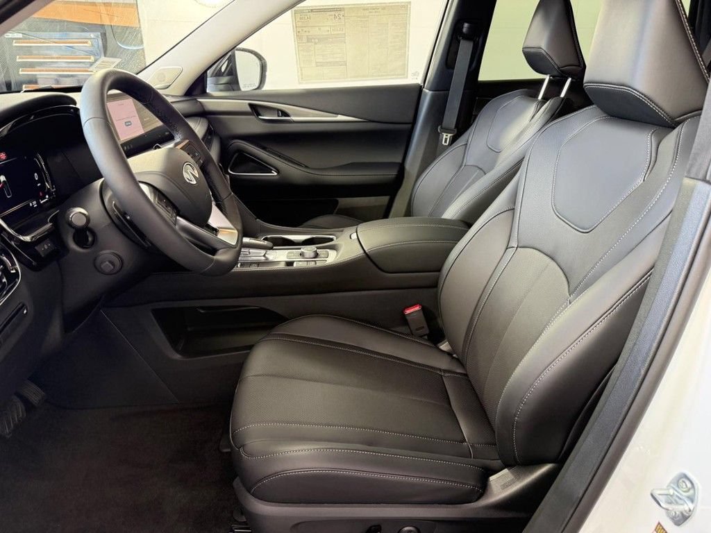 New 2027 INFINITI QX60 Luxe w/ Cargo Package AWD/4WD image 14