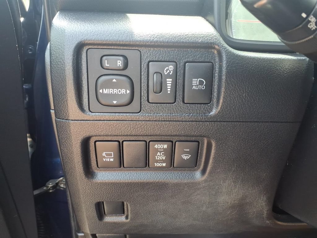 Used 2023 Toyota 4Runner Limited AWD/4WD image 11