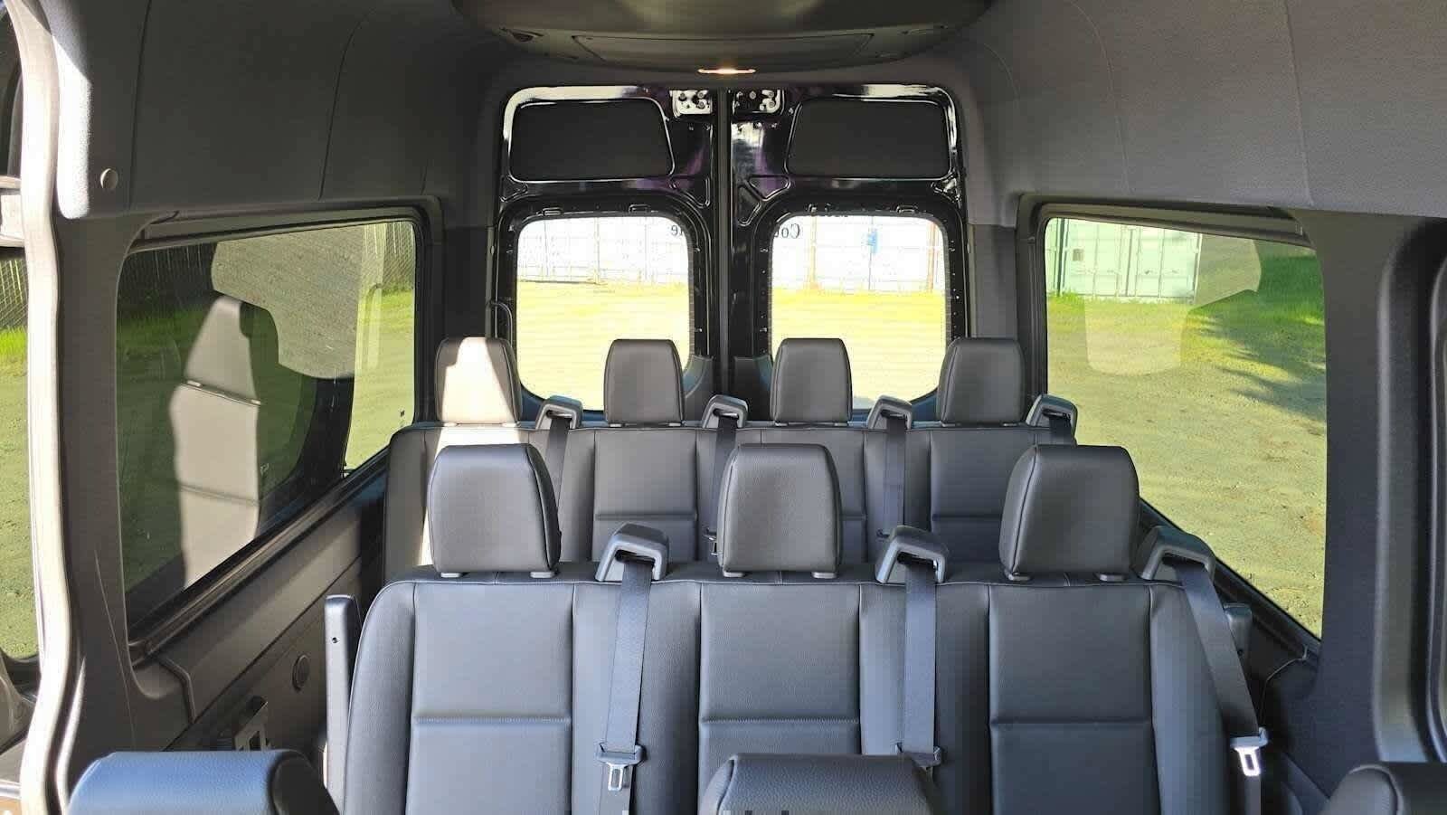 Used 2025 Mercedes-Benz Sprinter 2500 image 14