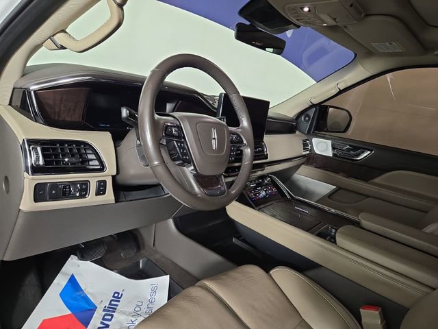 Used 2022 Lincoln Navigator L Reserve AWD/4WD image 15