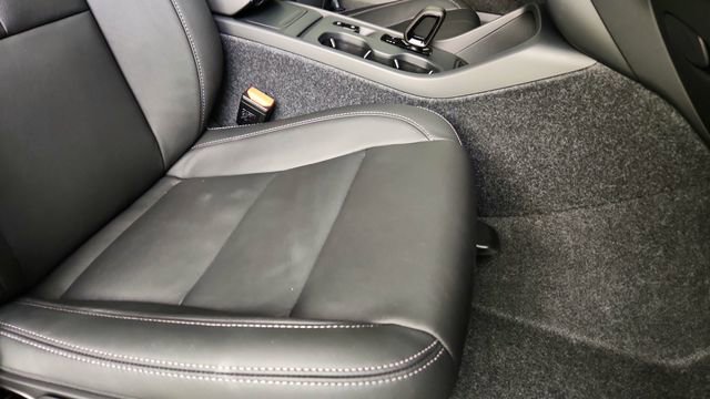 New 2026 Volvo XC40 B5 Core w/ Climate Package AWD/4WD image 33
