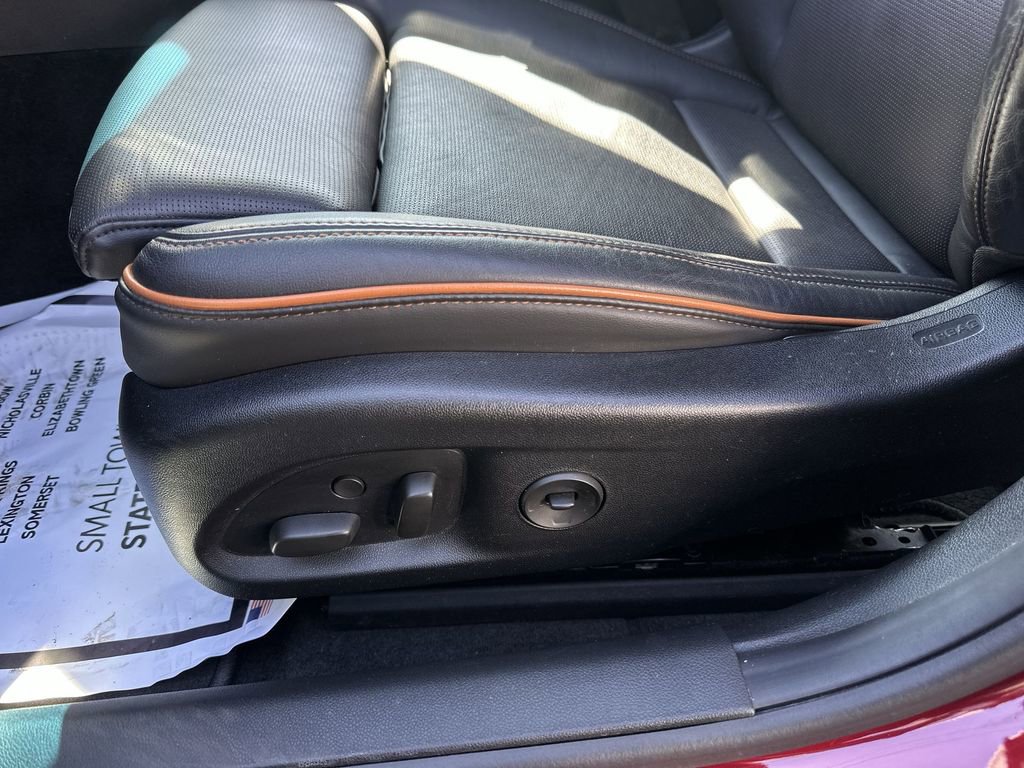 Used 2020 Cadillac CT4 V w/ Climate Package image 12