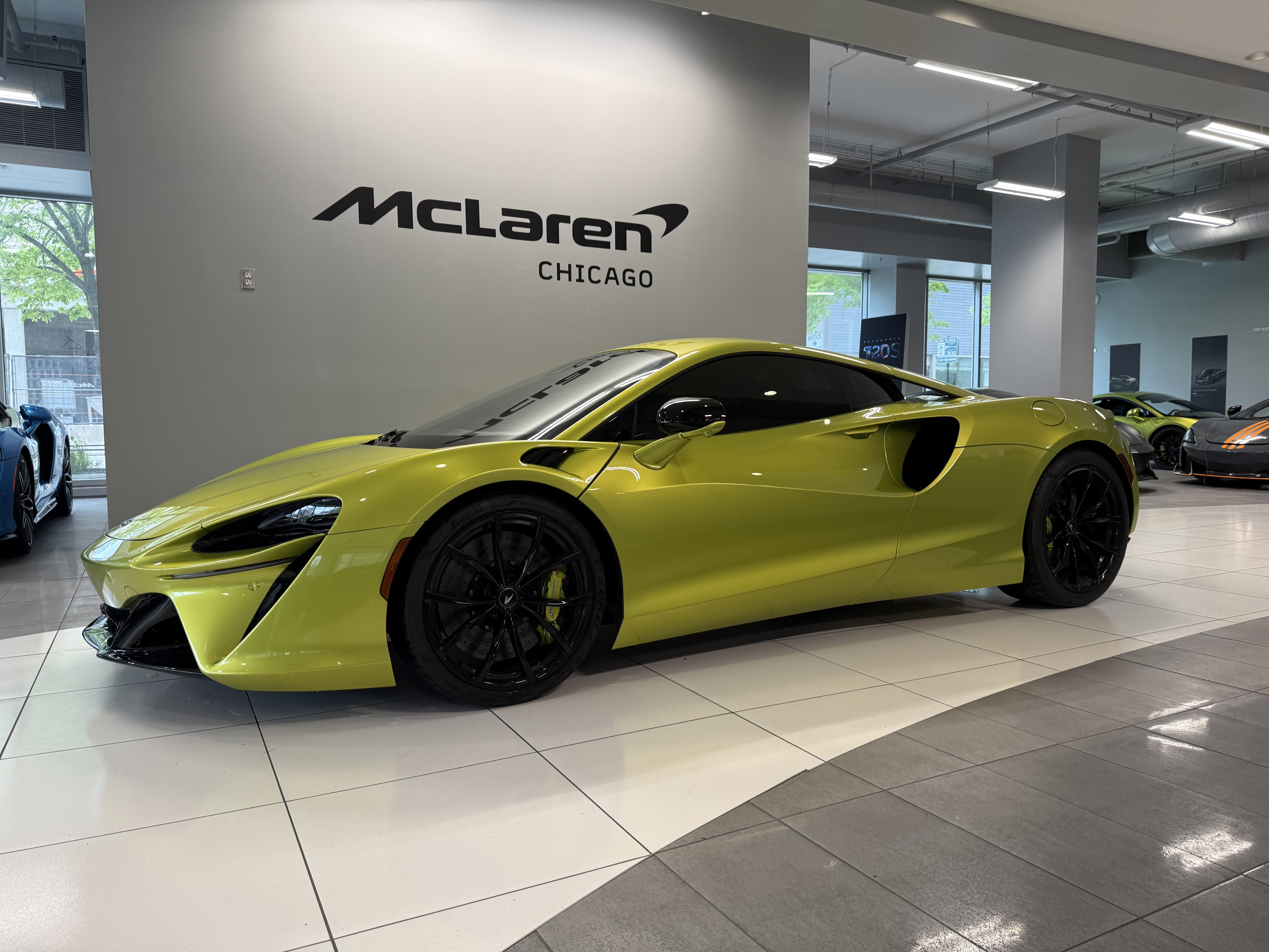 Used 2023 McLaren Artura