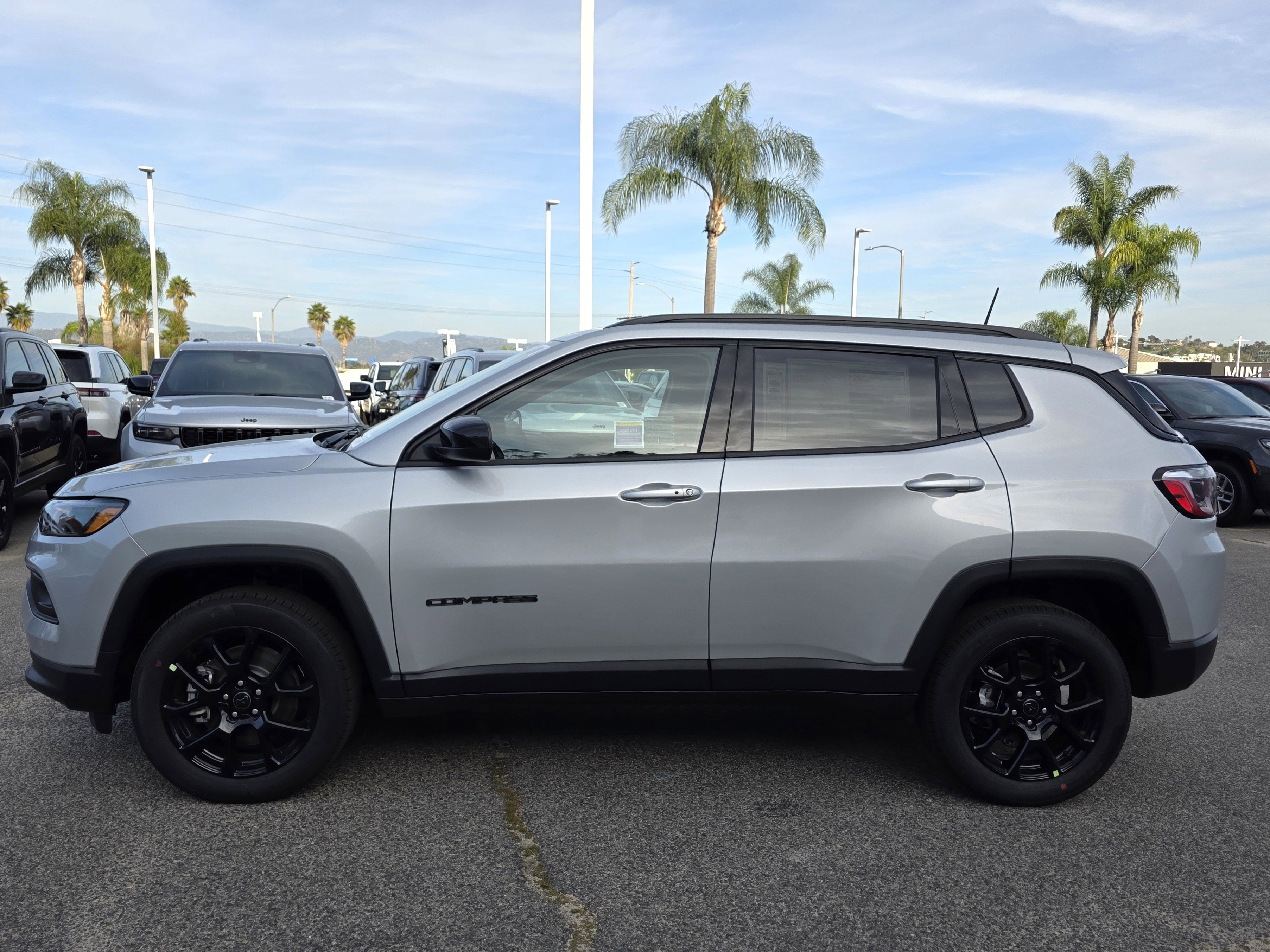 New 2026 Jeep Compass Latitude image 2