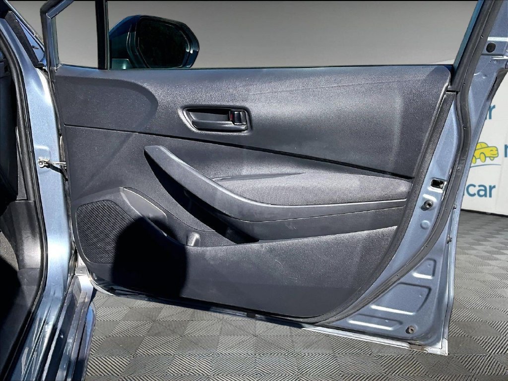 Used 2024 Toyota Corolla LE FWD image 12