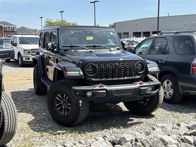 Used 2024 Jeep Wrangler Unlimited Rubicon AWD/4WD image 3