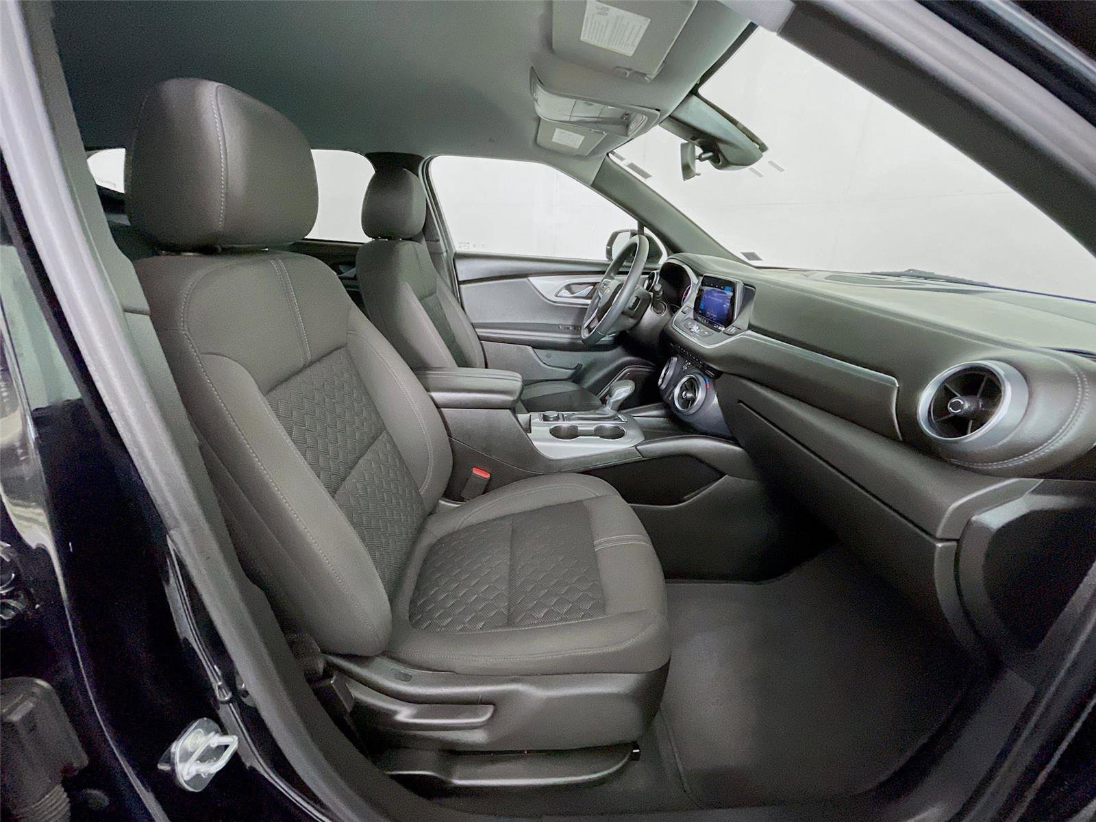 Used 2022 Chevrolet Blazer LT image 29