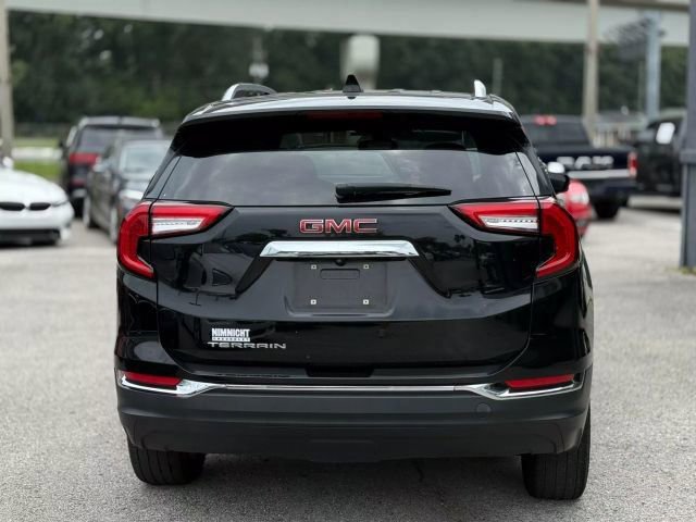 Used 2022 GMC Terrain SLT image 5