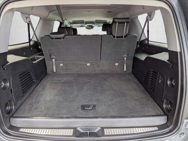 Used 2020 Chevrolet Suburban LT RWD image 6