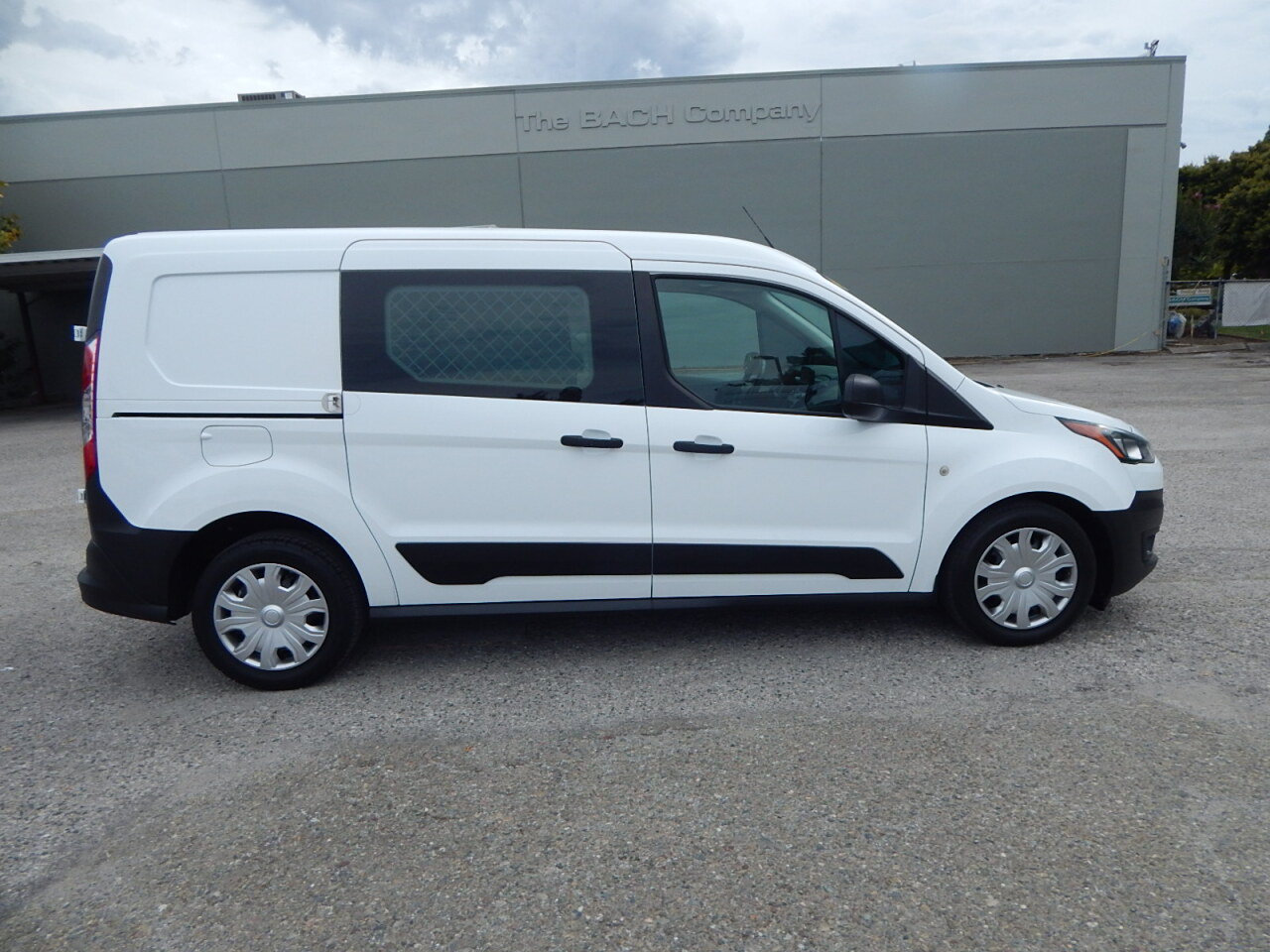 Used 2022 Ford Transit Connect XL FWD image 9