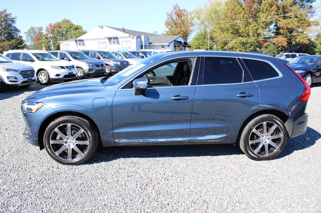 Used 2018 Volvo XC60 T8 Inscription w/ Luxury Seat Package AWD/4WD image 10