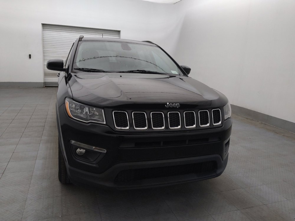 Used 2019 Jeep Compass Latitude w/ Popular Equipment Group FWD image 14