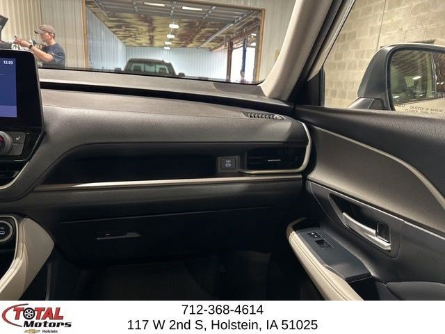 Used 2024 Toyota Grand Highlander AWD image 19