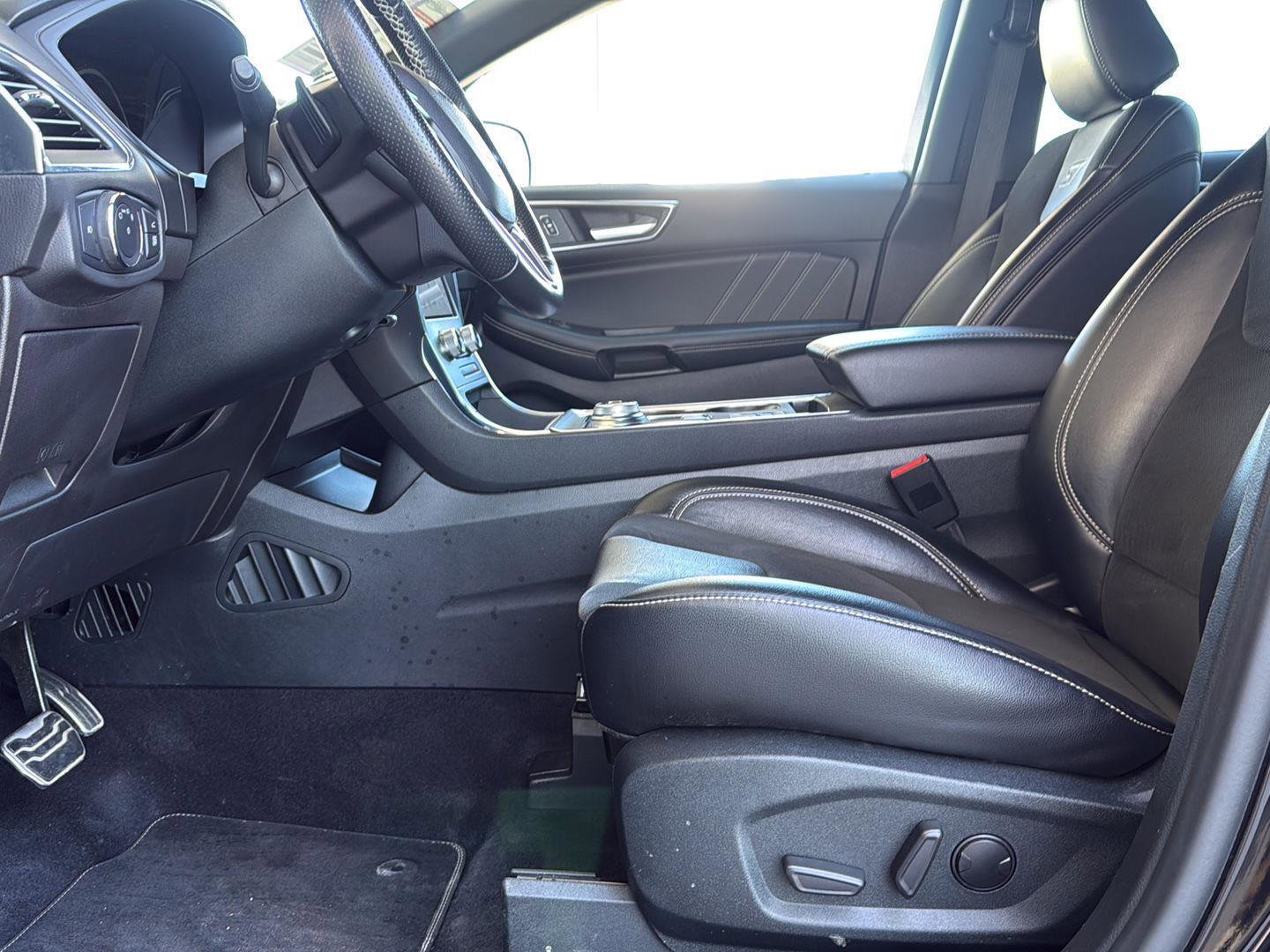 Used 2022 Ford Edge ST AWD/4WD image 19