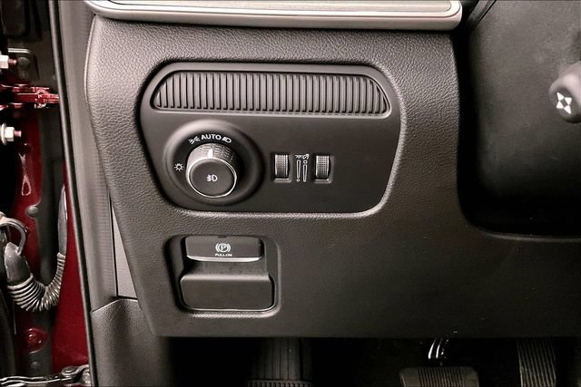 Used 2025 Jeep Wagoneer Series III w/ Premium Group I AWD/4WD image 39