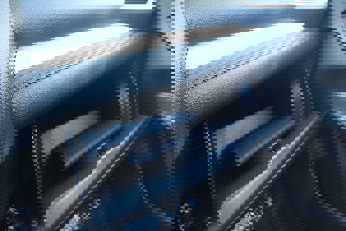 Used 2016 Honda Fit EX image 29