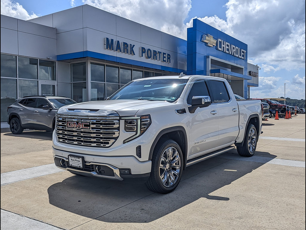 Used 2024 GMC Sierra 1500 Denali AWD/4WD image 5