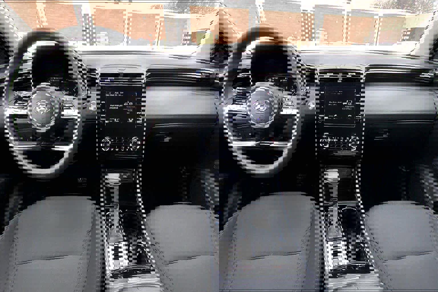 Used 2022 Hyundai Tucson SEL w/ Cargo Package image 16