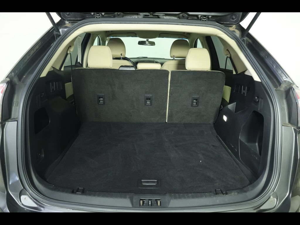 Used 2016 Ford Edge SE FWD image 13