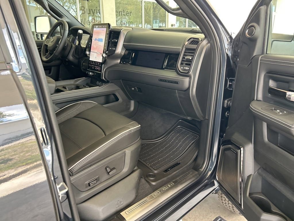 New 2026 RAM 3500 Limited image 31