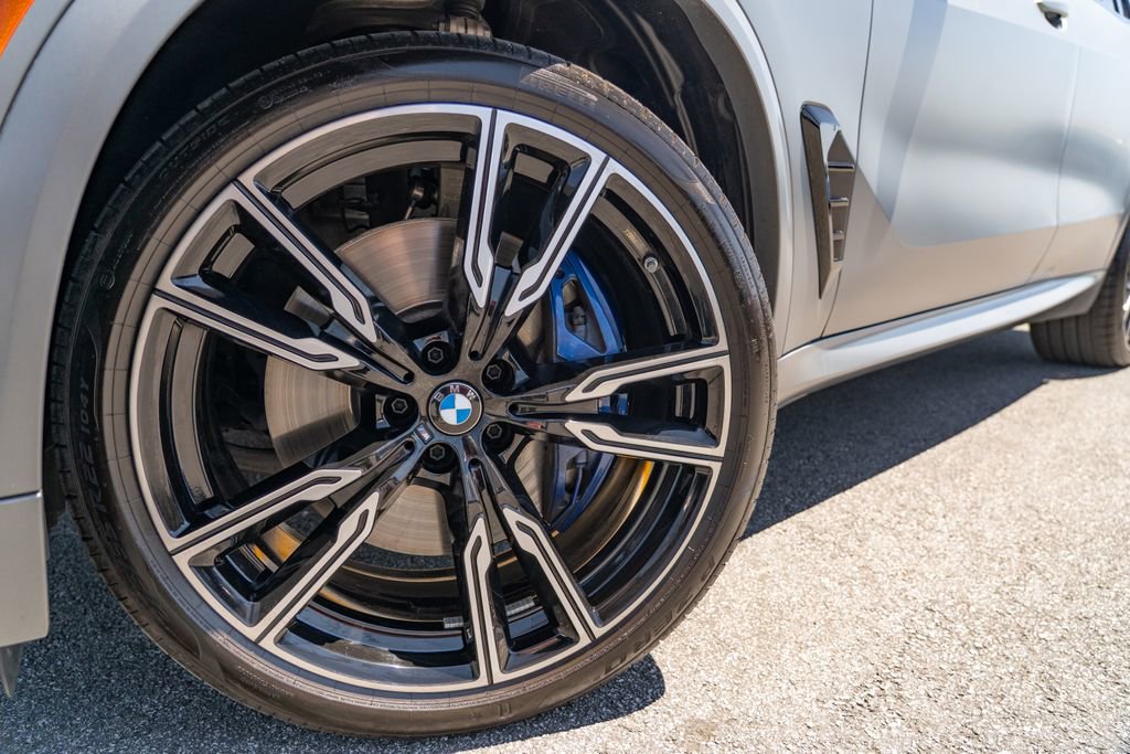 Used 2025 BMW X5 M60i image 3