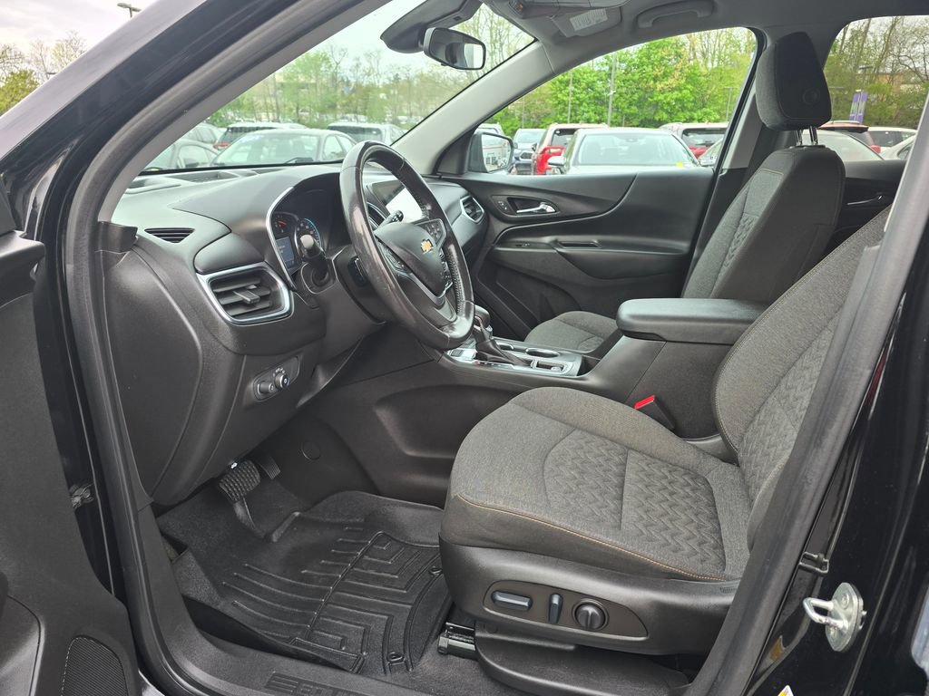 Used 2022 Chevrolet Equinox LT AWD/4WD image 14