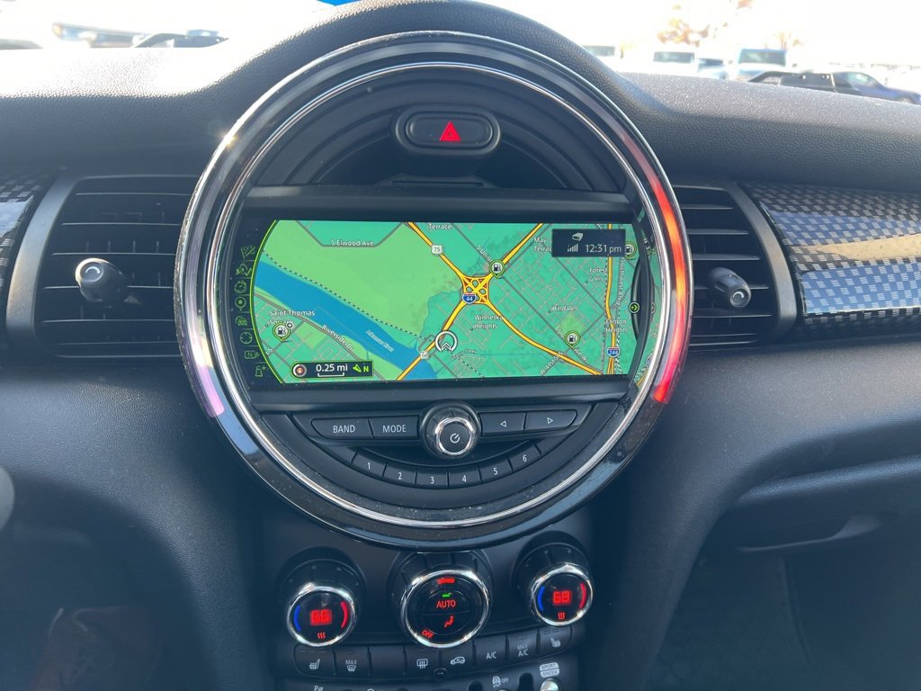 Used 2018 MINI Cooper S image 21