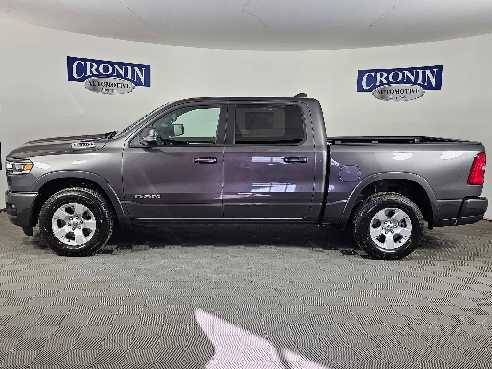 New 2026 RAM 1500 Big Horn AWD/4WD image 2