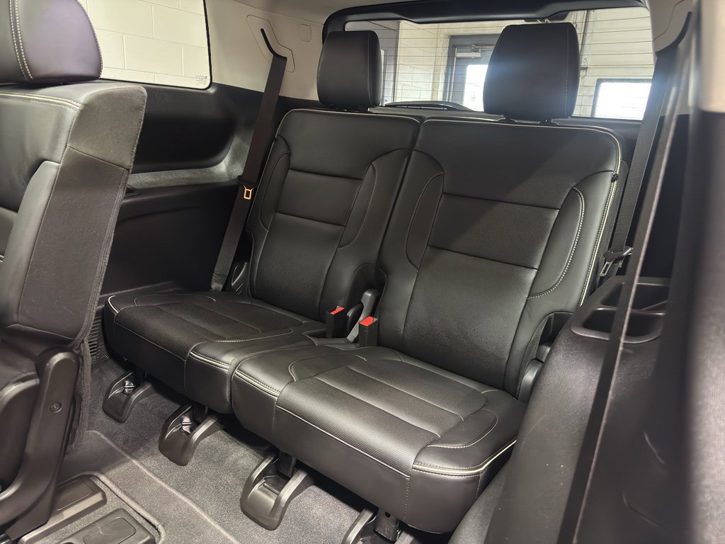 Used 2022 GMC Acadia Denali w/ GMC Pro Grade Package image 13