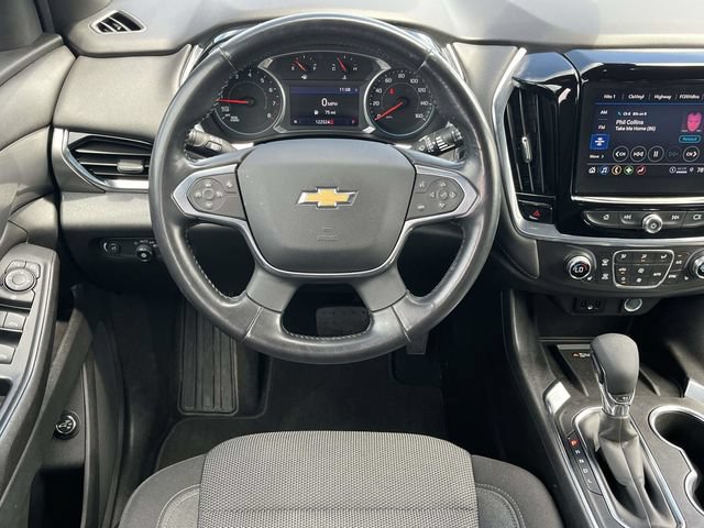 Used 2022 Chevrolet Traverse LT FWD image 18