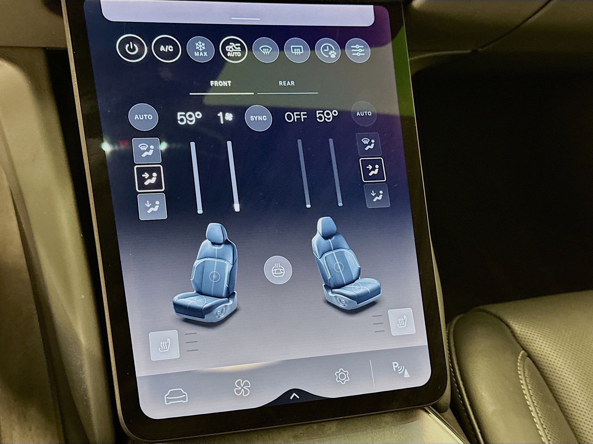 Used 2023 Lucid Air Pure AWD/4WD image 24