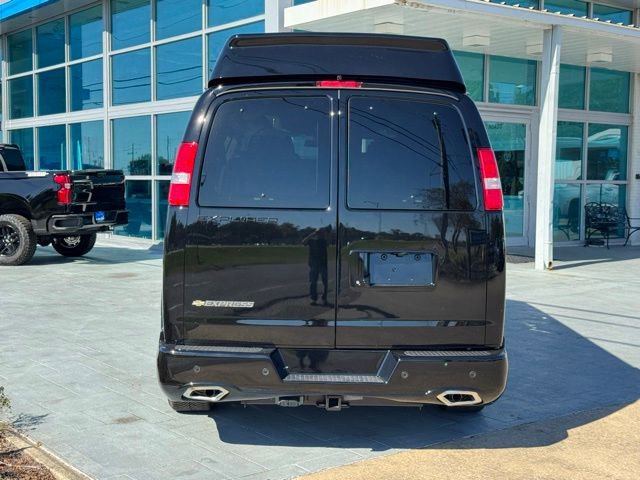 New 2025 Chevrolet Express 2500 Extended w/ Driver Convenience Package image 7