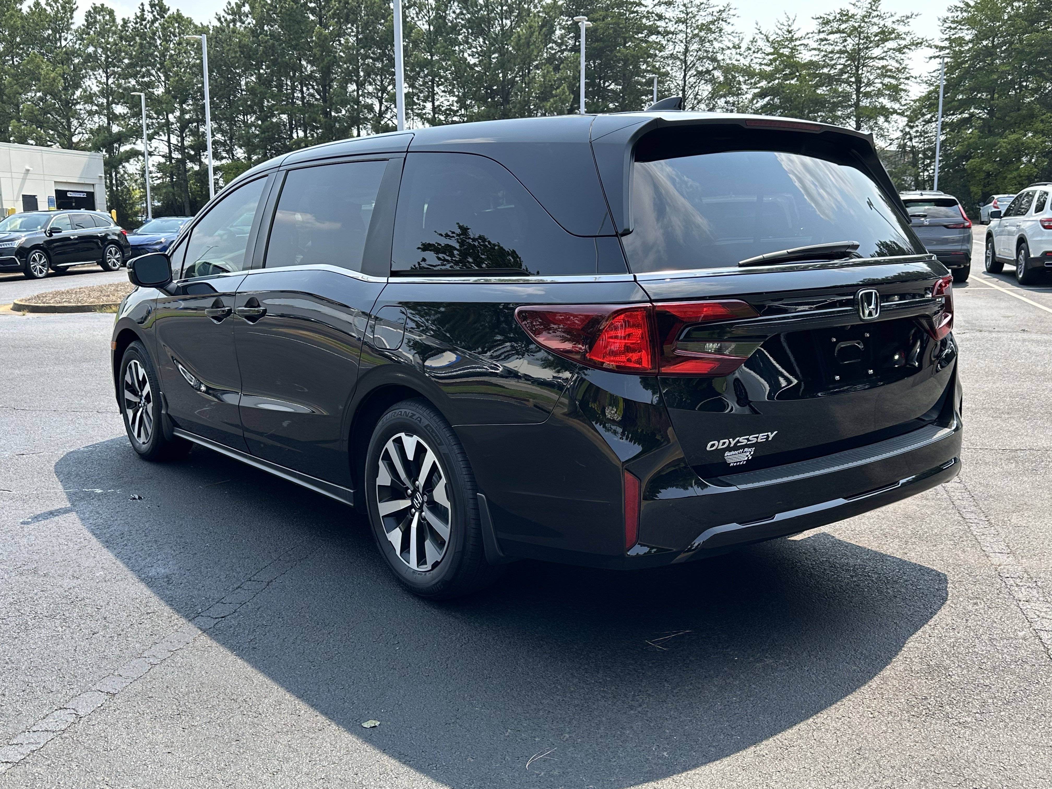 Used 2026 Honda Odyssey EX-L image 11