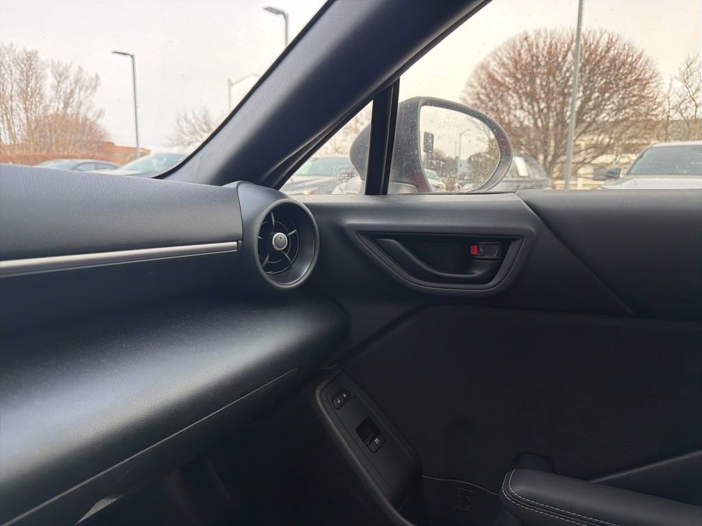 Used 2022 Toyota GR86 image 16