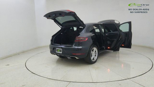 Used 2018 Porsche Macan AWD/4WD image 68