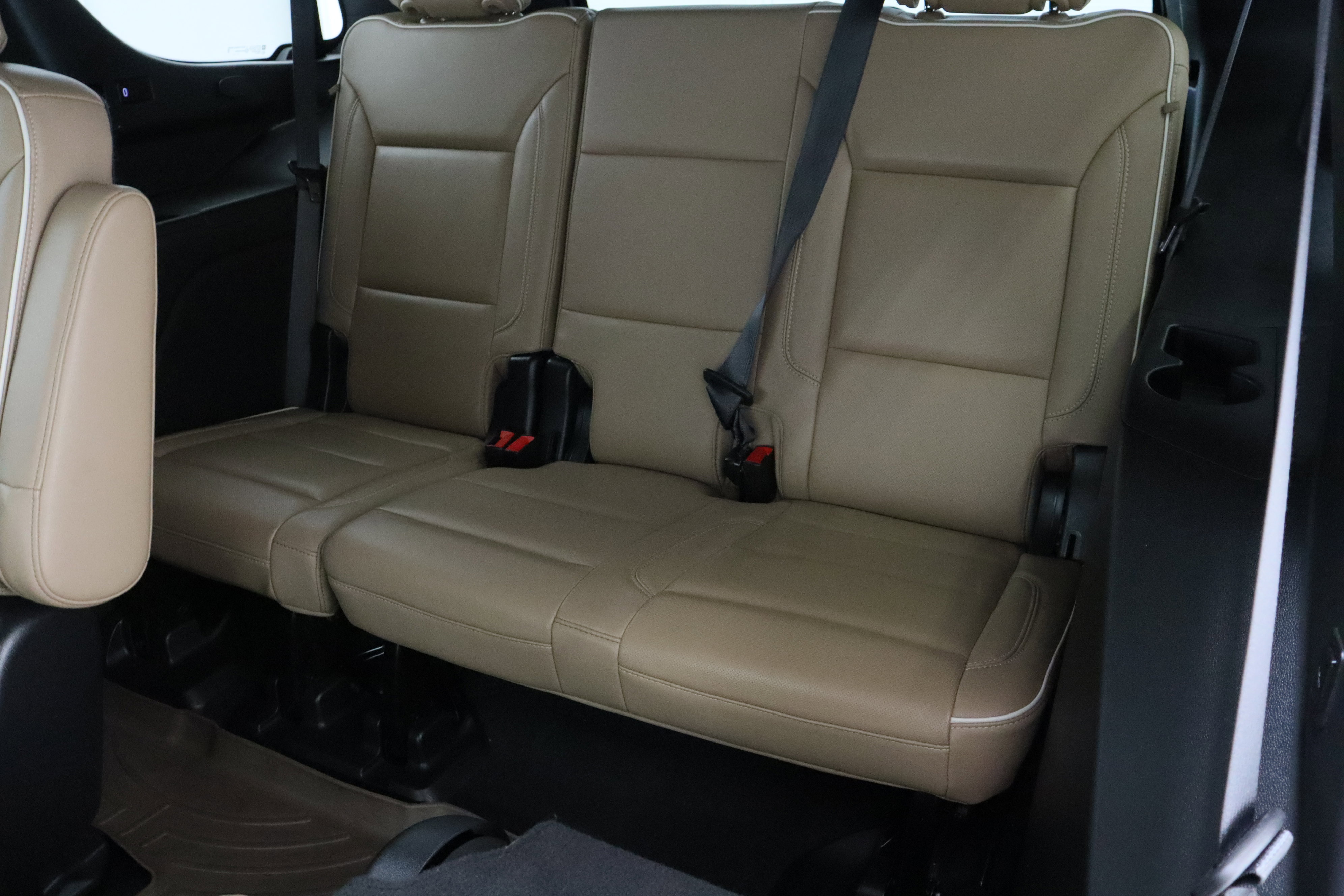 Used 2022 Chevrolet Tahoe Premier RWD image 36