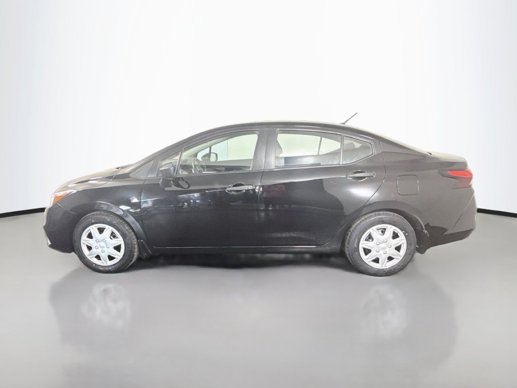 Used 2022 Nissan Versa S FWD image 6