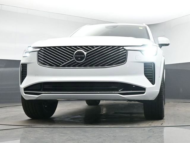 New 2026 Volvo XC90 B6 Ultra w/ Protection Package image 40