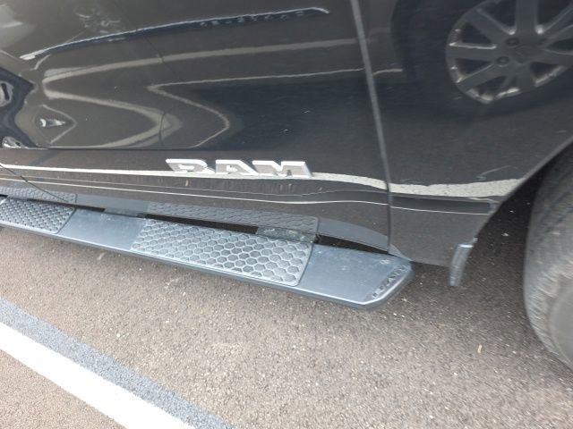 Used 2019 RAM 1500 Big Horn AWD/4WD image 6